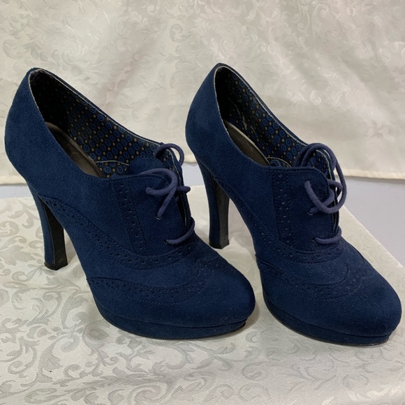 FIONI Clothing Shoes - Fioni heels, blue, nice heel, nearly new, size 8.5